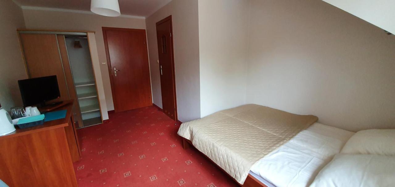 Pokoje Goscinne Bartek Rewal Exterior foto