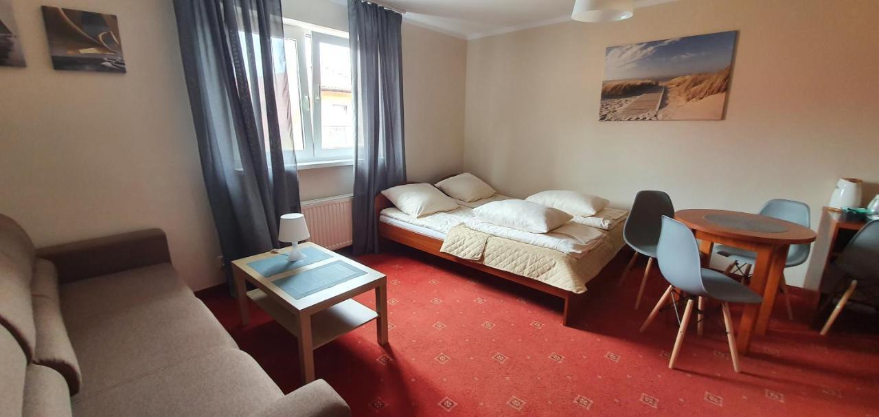 Pokoje Goscinne Bartek Rewal Exterior foto