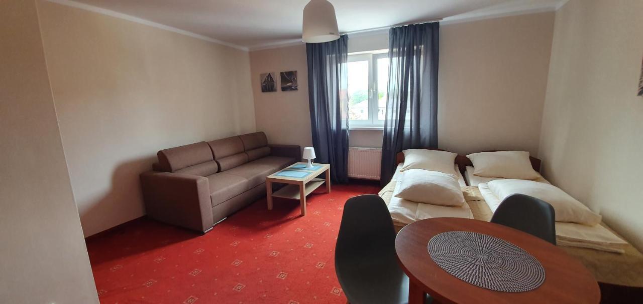 Pokoje Goscinne Bartek Rewal Exterior foto